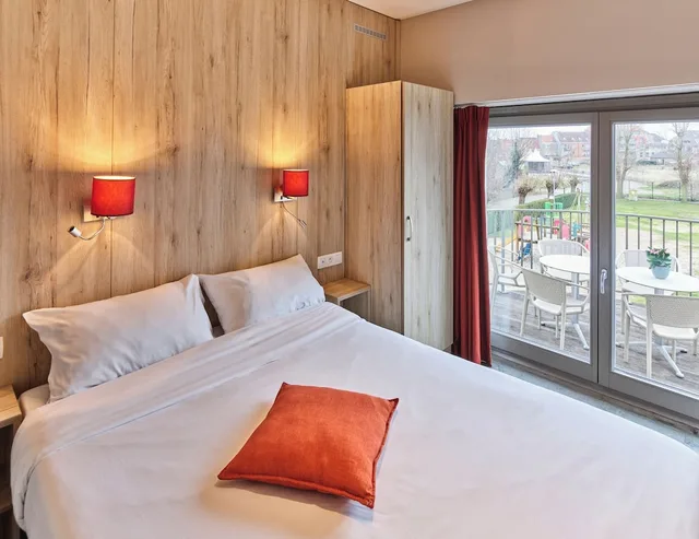 جناح عائلي بسريرين مزدوجين وسرير بطابقين، Holiday Suites Westende 1/9