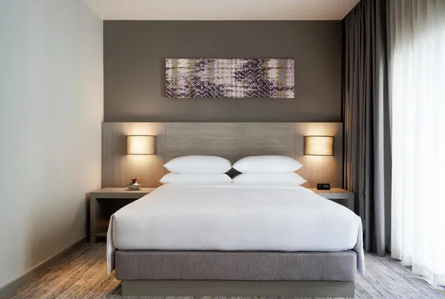 Room, King Bed, City View, HYATT PLACE BANGKOK SUKHUMVIT 1/9