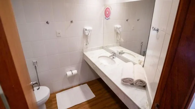 غرفة قياسية مفردة بسريرين منفصلين، HOTEL NACIONAL INN BAURU 2/2