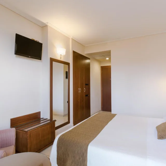 Classic, Double Bed, Lateral Pool or Side Sea View، Akti Taygetos Conference resort 3/6