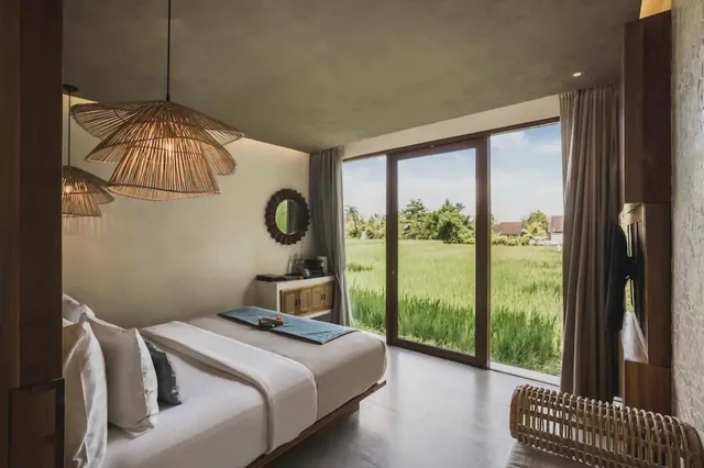 جناح غراند بسرير كينج، Suara Alam Hotel Ubud by Ini Vie Hospitality 1/8