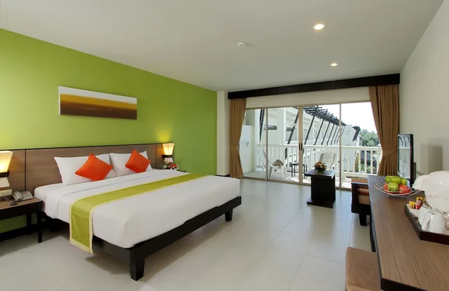 Sea Breeze Room، Kata Sea Breeze Resort 3/10
