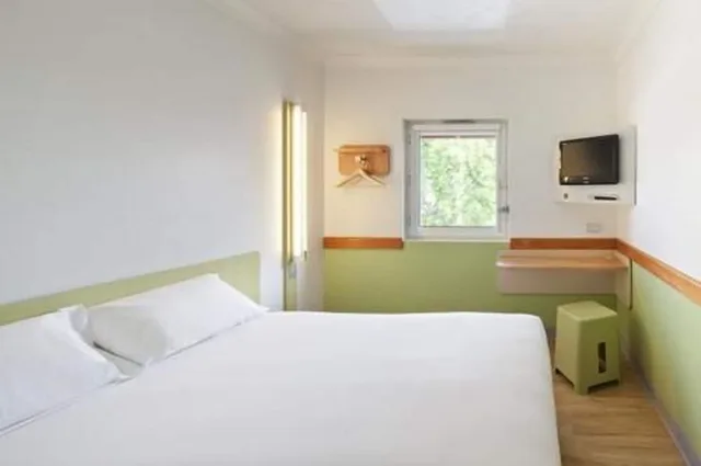 غرفة قياسية بسرير كوين، IBIS BUDGET BRISBANE AIRPORT 3/7