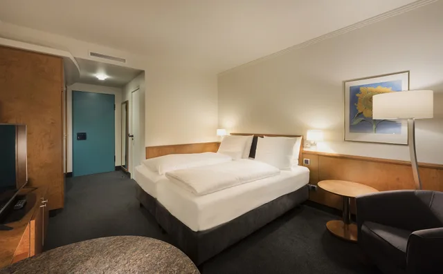 غرفة ديلوكس بسرير كوين، Seminaris Sunday Hotel Leipzig West 1/6
