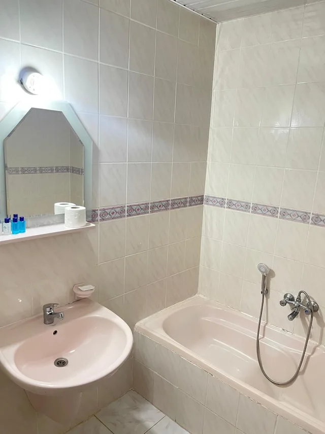 Superior, Quadruple, Multiple Beds, Garden View، Karyatit 4/5