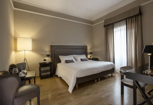 غرفة قياسية بسرير مزدوج أو سريرين منفصلين لذوي الإعاقة، Ambasciatori Place Hotel 4/6