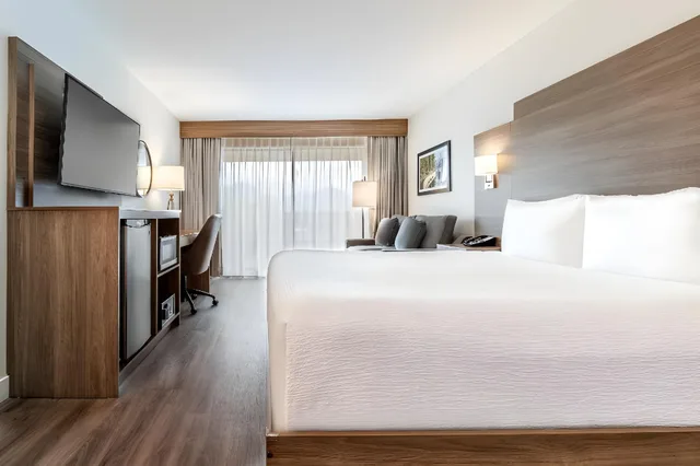 غرفة تقليدية، Atrium Inn Vancouver 1/2