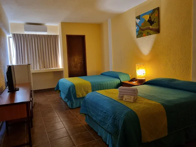 1 Bedroom, Standard, Hotel Plaza Cozumel 2/10