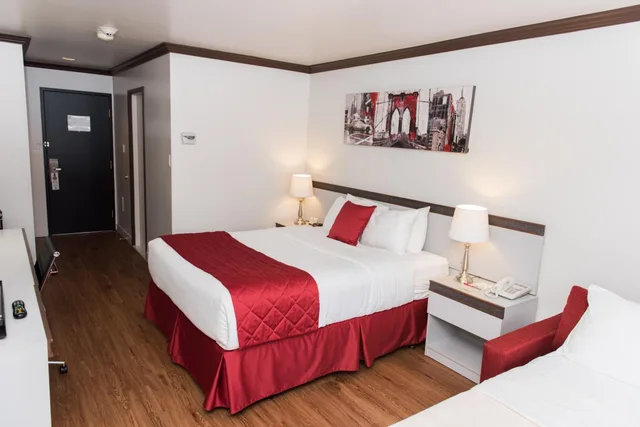 غرفة كومفورت بسرير كوين، Hotel Le Floral 2/5
