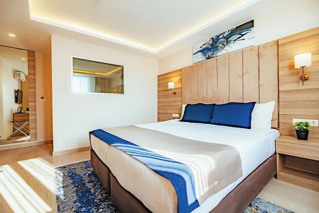 غرفة سوبيريور بسرير كوين، Comfort Beige Hotel 4/10