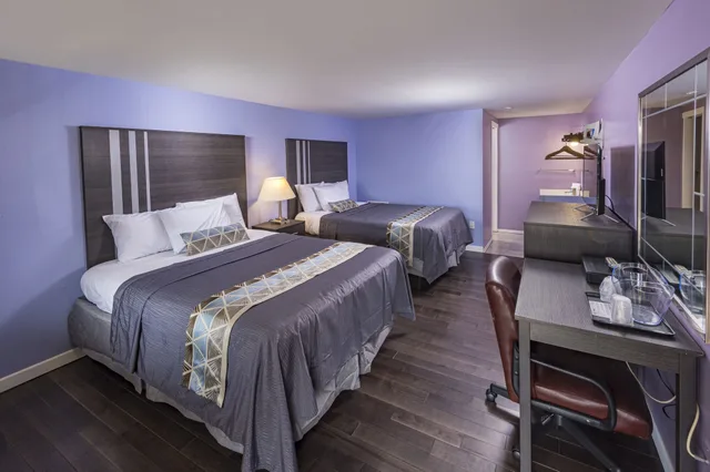 غرفة قياسية بسريرين كوين، Sunrise Inn Hershey 3/4