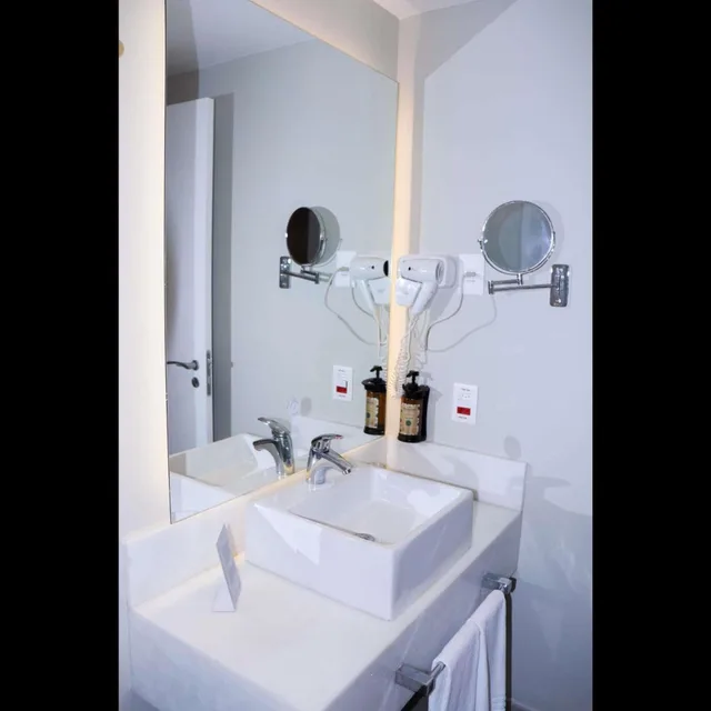 غرفة ديلوكس بسريرين منفصلين بإطلالة على المدينة، Mercure Sao Paulo Vila Olimpia 8/8