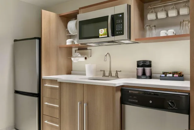 جناح بسرير كينج بغرفة نوم واحدة مع أريكة، Home2 Suites By Hilton Chantilly Dulles Airport 2/3