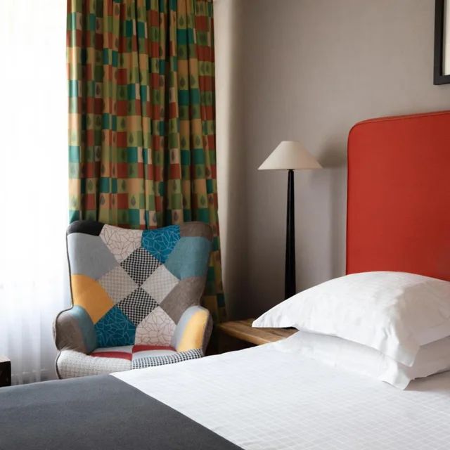 غرفة قياسية بسرير مزدوج أو سريرين منفصلين، New Hotel Charlemagne 4/7