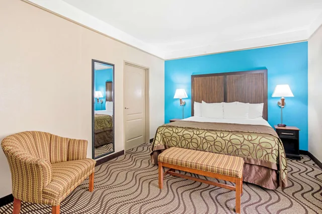 جناح بسرير كينج، La Quinta Inn & Suites by Wyndham Corpus Christi Airport 2/4