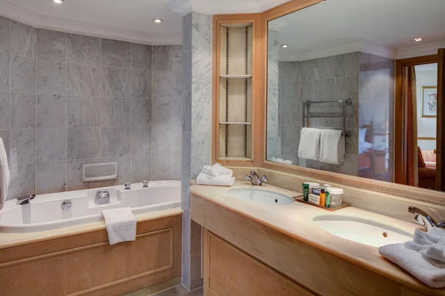 بنتهاوس ديلوكس، Hilton Birmingham Metropole 4/4