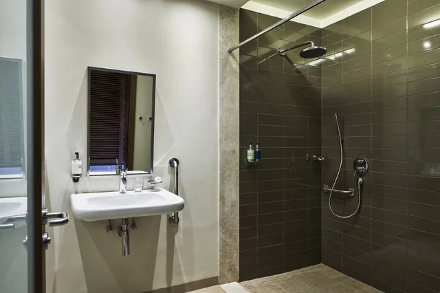غرفة ديلوكس بسرير كينج لذوي الإعاقة، Fanar Hotel and Residences 5/5