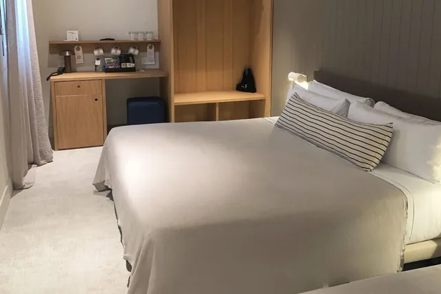 Design, Triple, Murphy Bed, Queen Bed، Hotel Barbara 3/4