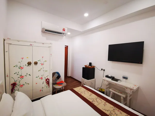 Standard, Queen Bed, No Window, Mclane Boutique Hotel 5/7