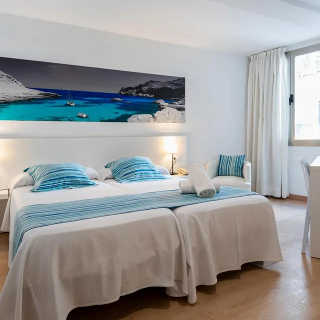 غرفة بسريرين منفصلين، Capri Hotel 3/10