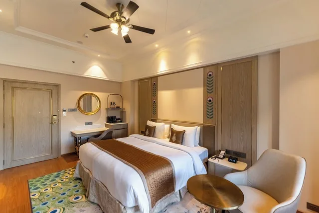 Heritage, Palace, King Bed, Hill View، Wyndham Grand Udaipur Fateh Sagar Lake 6/8
