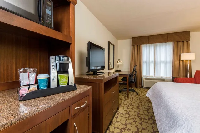 غرفة، Hilton Garden Inn Fort Worth North 8/8