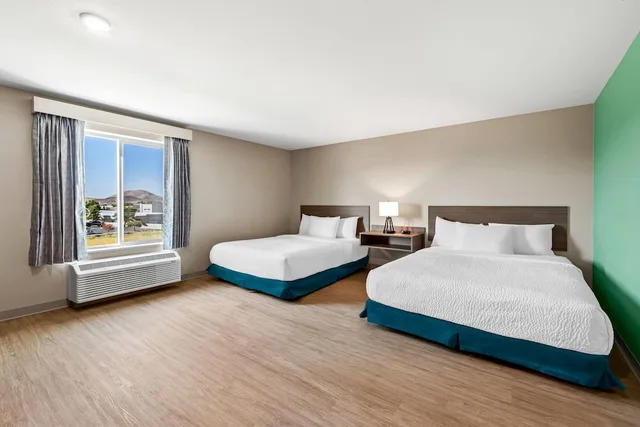 جناح استوديو بسريرين كوين، ECHO Suites Extended Stay by Wyndham Reno 1/5