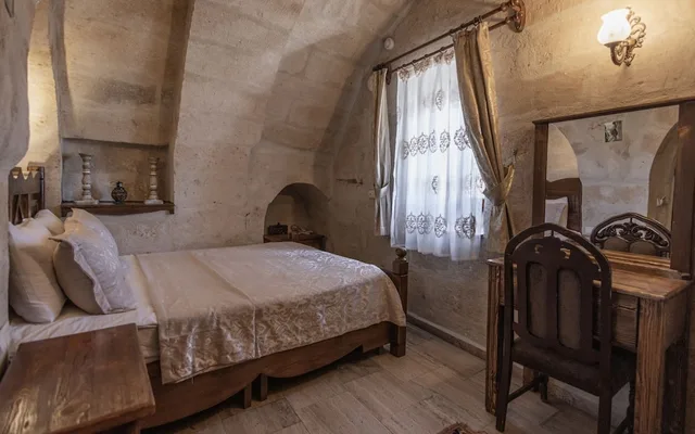 غرفة عائلية بسرير كينج وسرير فردي، Maccan Cave Hotel 1/6