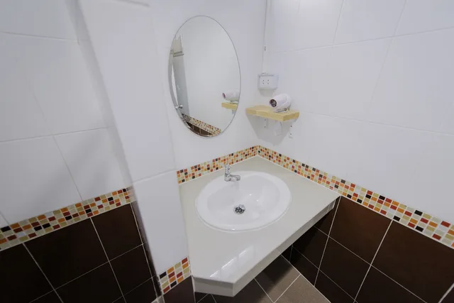 سكن مشترك مختلط بأربعة أسرّة، Varada Place 3/6