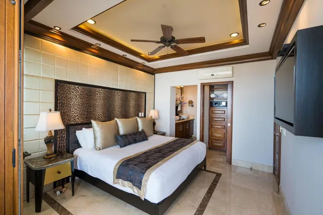 Imperial, Penthouse, 3 Beds, 3 Bathrooms, Hot Tub، Resorts By Pinnacle 220 1/6