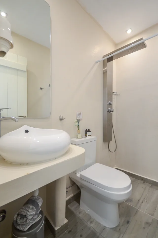 Apartment for 6 people، Depis Suites & Apartments 4/6