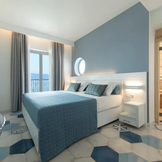 Spa, Junior Suite, Sea View، Lloyd's Baia Hotel 1/8