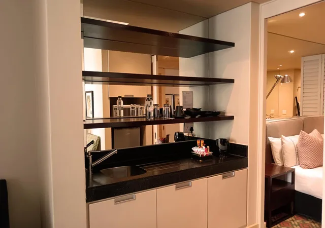 جناح تنفيذي بسريرين منفصلين وسرير كينج، Royal Palm Hotel Umhlanga 6/6