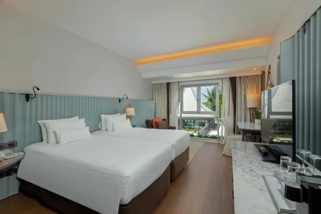 غرفة ديلوكس بسرير مزدوج، The Boathouse Phuket 2/7