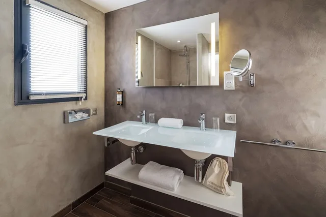 غرفة حصرية بسرير كينج بشرفة، Best Western Plus Villa Saint Antoine Hotel & Spa 7/7