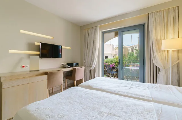 Family Suite, Two Story، Aegean Pearl 6/10