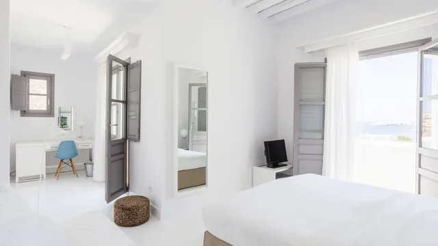 جناح غراند بسريرين مزدوجين بإطلالة على البحر مع أريكة بمسبح خاص، Anemi Hotel 4/10