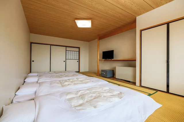 غرفة يابانية بفرشتي فوتون، YU-FURI Nasu-Takao Onsen Lodge 1/3