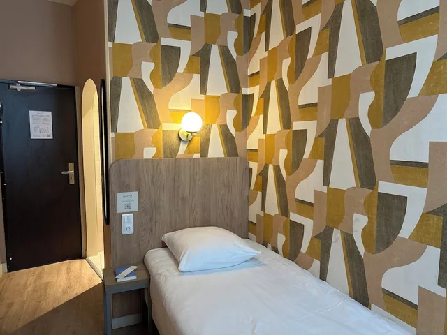 غرفة مفردة، Merryl Hotel 13/16