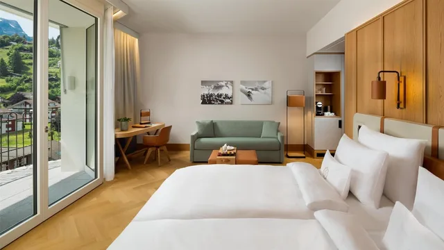 Premier, King Bed, Kempinski Palace Engelberg 1/3