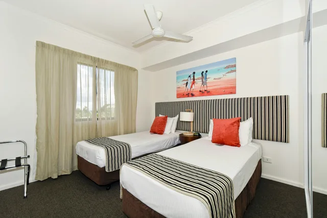 Two Bedroom Family Apartment، Metro Advance Apartments & Hotel Darwin 1/2