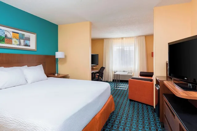 Suite, King Bed, Sofa, Fairfield Inn Lubbock 1/2