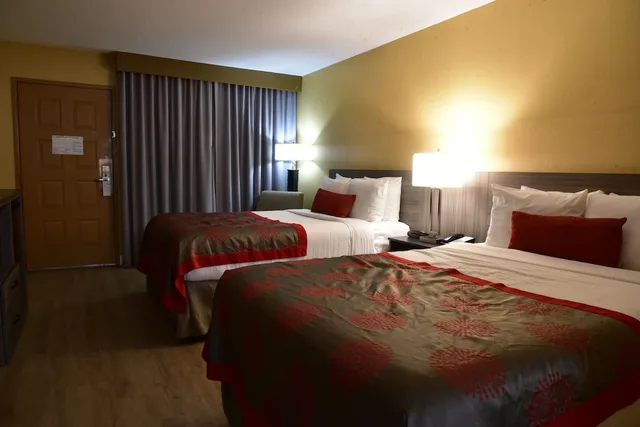 Room, 2 Double Beds, Bay View, High Floor، Ramada by Wyndham San Diego National City 2/3