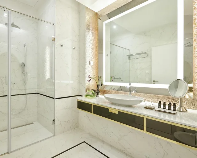 Premium, King Bed, Parisi Udvar Budapest-Unbound Collection By Hyatt 8/10