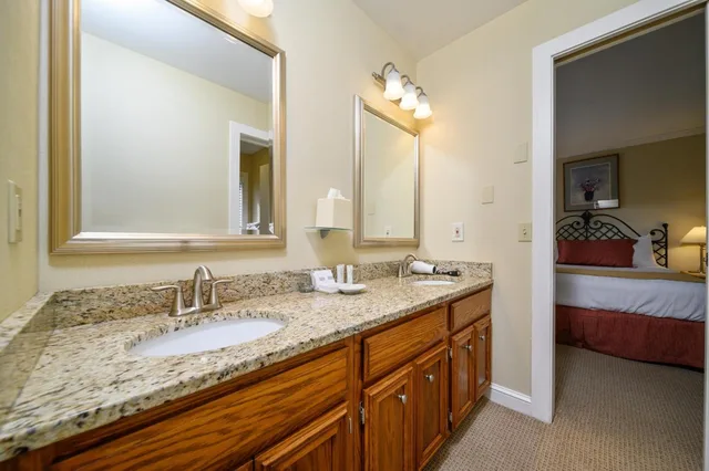 3 Bedrooms, House، Stoweflake Mountain Resort Spa 5/8
