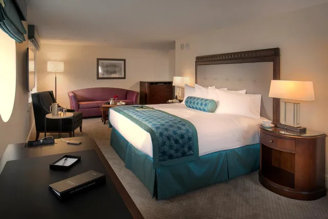 لوفت بسرير كينج، The Edgewater 2/4