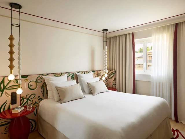 غرفة ديلوكس بسرير مزدوج أو سريرين منفصلين، Grand Hotel Roi Rene Aix - MGallery Collection 1/2