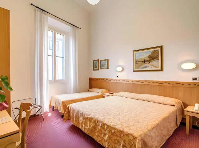 Standard, Hotel Nuova Italia 1/1