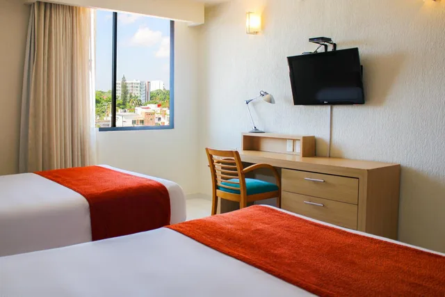 غرفة بسرير مزدوج، Hotel & Suites Real del Lago 2/6