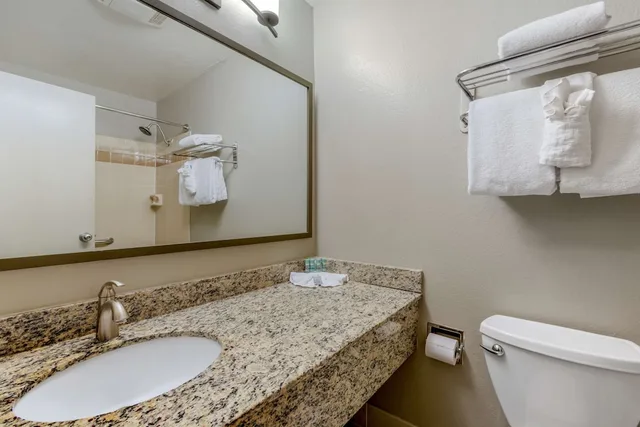 غرفة قياسية بسريرين كوين، Best Western Pecos Inn 4/5